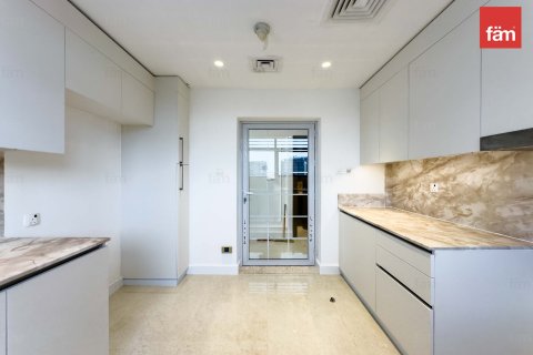 Appartement de 4 chambres  No. 108262 8