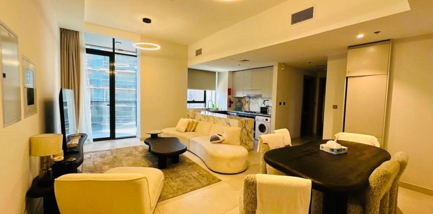 2 bedrooms Apartment in Dubai Sports City, UAE No. 165100