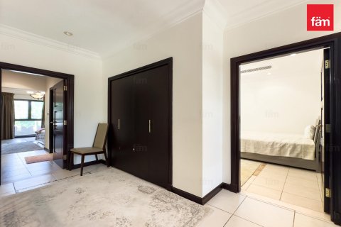 Villa de 4 chambres à Palm Jumeirah, UAE No. 89082 10