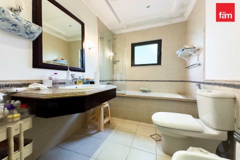 Villa de 4 chambres à Palm Jumeirah, UAE No. 89082 18