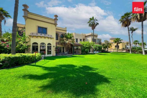 Villa de 4 chambres à Palm Jumeirah, UAE No. 89082 27