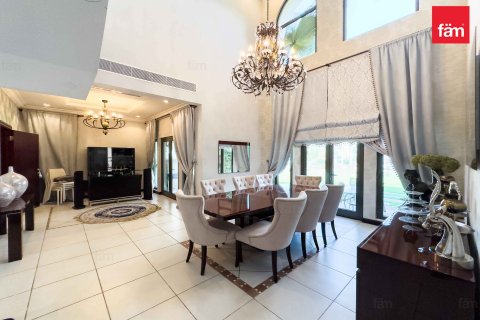 Villa de 4 chambres à Palm Jumeirah, UAE No. 89082 24