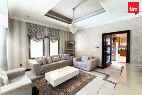Villa de 4 chambres à Palm Jumeirah, UAE No. 89082 12