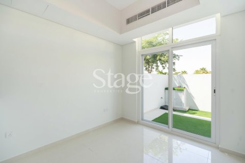 4 bedrooms Townhouse in Dubai, UAE No. 203215 6