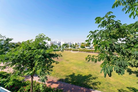4 bedrooms Townhouse in Dubai, UAE No. 203215 13