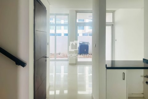 3 bedrooms Townhouse No. 129801 4