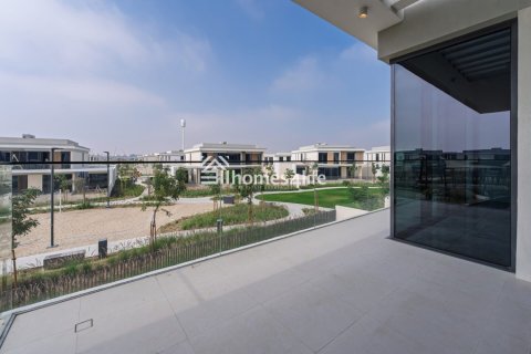 6 bedrooms Villa in Tilal Al Ghaf, UAE No. 161645 6