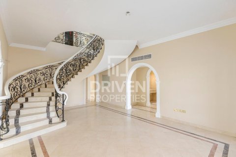 5 غرفة نوم  فيلا في Umm Al Sheif Villas, الإمارات العربية المتحدة رقم 202800 6
