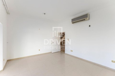 5 غرفة نوم  فيلا في Umm Al Sheif Villas, الإمارات العربية المتحدة رقم 202800 20
