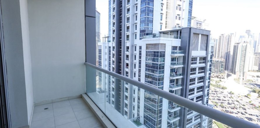 Квартира с 2 спальнями в Бизнес-Бэй, ОАЭ №141359