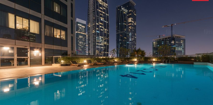 Квартира с 2 спальнями в Дубай, ОАЭ №141357