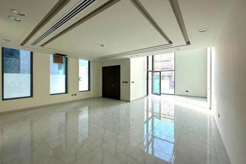 Villa de 4 chambres à Dubai, UAE No. 185079 10
