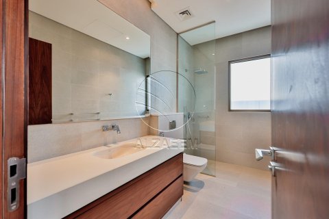6 bedrooms Villa in Abu Dhabi, UAE No. 91509 16