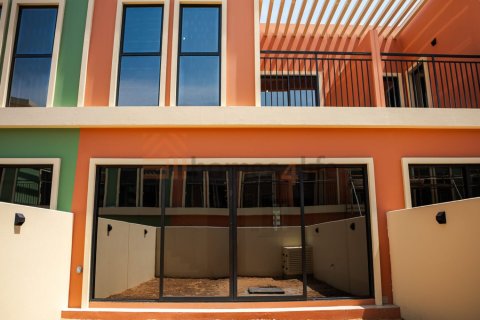 Townhouse de 4 dormitorios en Damac Lagoons, UAE No. 163823 17