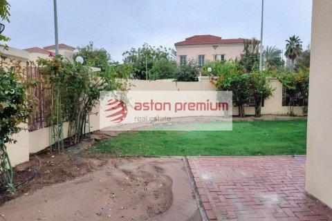 Villa de 2 dormitorios en Jumeirah Village Triangle, UAE No. 163826 15