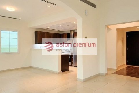 Villa de 2 dormitorios en Jumeirah Village Triangle, UAE No. 163826 6