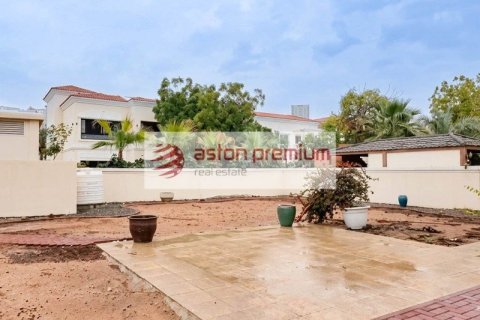 Villa de 2 dormitorios en Jumeirah Village Triangle, UAE No. 163826 17