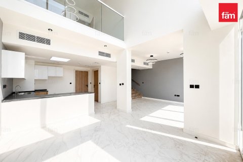 2 bedrooms Townhouse in Dubai, UAE No. 168024 18