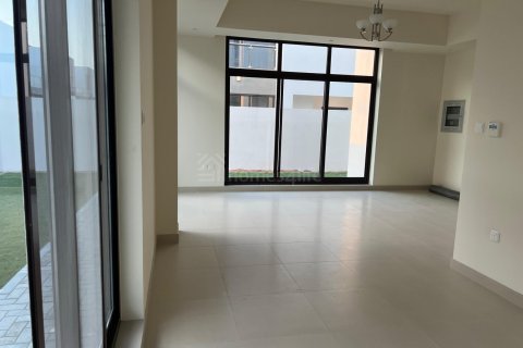 4 bedrooms Townhouse in District 11, UAE No. 145769 7