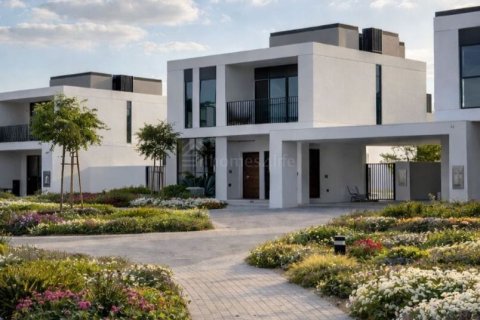 Villa de 4 dormitorios en EMAAR South, UAE No. 145773
