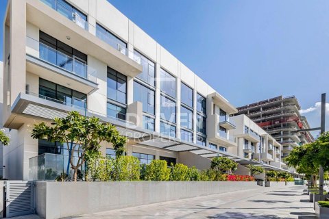 3 bedrooms Apartment in Al Wasl, UAE No. 192238 18