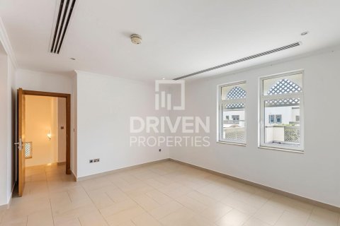 Villa de 4 chambres à Jumeirah Park, UAE No. 206668 12