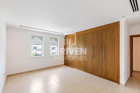 Villa de 4 chambres à Jumeirah Park, UAE No. 206668 15