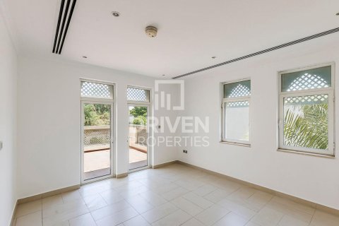 Villa de 4 chambres à Jumeirah Park, UAE No. 206668 17