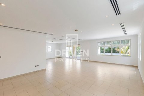 Villa de 4 chambres à Jumeirah Park, UAE No. 206668 9
