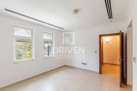 Villa de 4 chambres à Jumeirah Park, UAE No. 206668 11