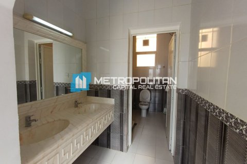 Villa de 5 dormitorios en Al Shamkha, UAE No. 143128 20