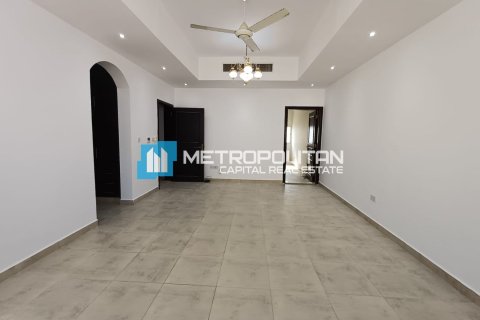 Villa de 5 dormitorios en Al Shamkha, UAE No. 143128 13