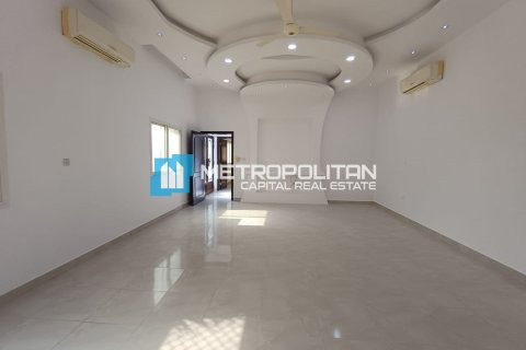 Villa de 5 dormitorios en Al Shamkha, UAE No. 143128 7