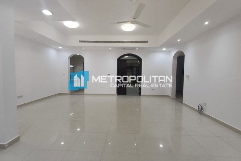 Villa de 5 dormitorios en Al Shamkha, UAE No. 143128 19