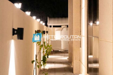 Villa de 5 dormitorios en  Yas Island, UAE No. 143129 11