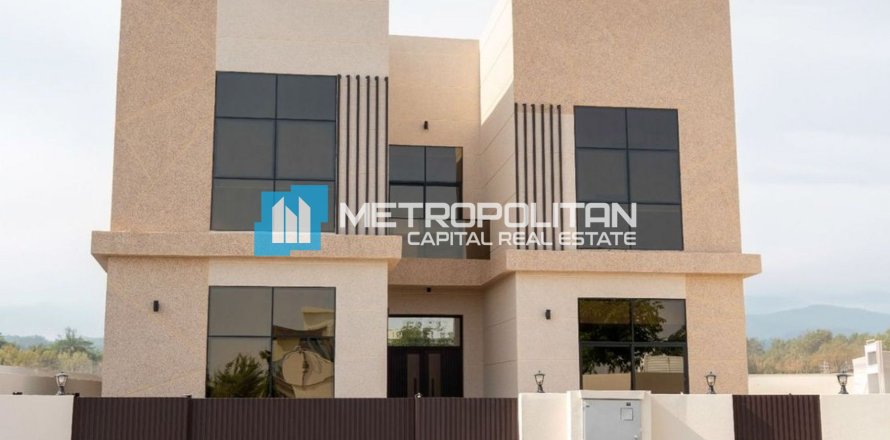 Villa de 5 dormitorios en  Yas Island, UAE No. 143129