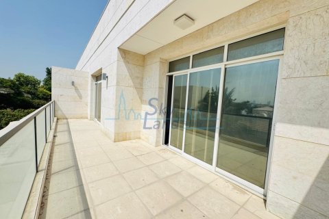 5 bedrooms Villa  No. 115841 13
