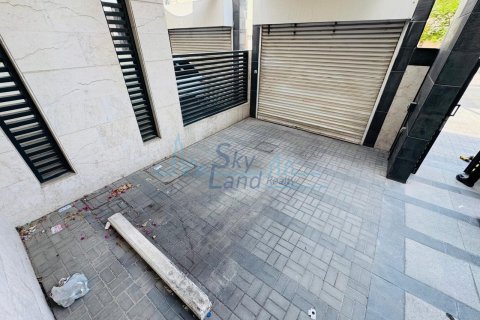 5 bedrooms Villa  No. 115841 14