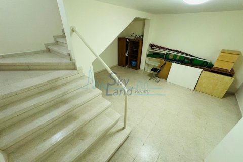Villa de 4 dormitorios  No. 115840 16