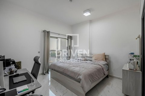 3 bedrooms Apartment in Dubai Land, UAE No. 138123 10