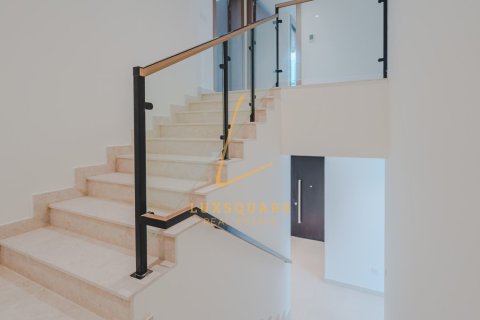 Таунхаус с 5 спальнями в DAMAC Hills (Akoya by DAMAC), ОАЭ №142284 3