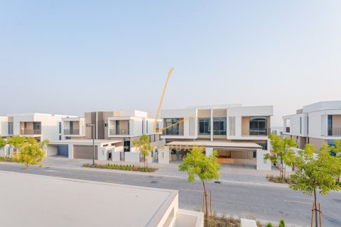 Таунхаус с 5 спальнями в DAMAC Hills (Akoya by DAMAC), ОАЭ №142284 28