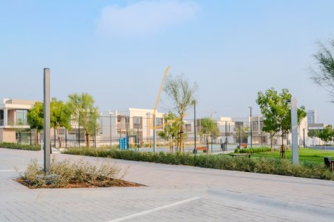 Таунхаус с 5 спальнями в DAMAC Hills (Akoya by DAMAC), ОАЭ №142284 7