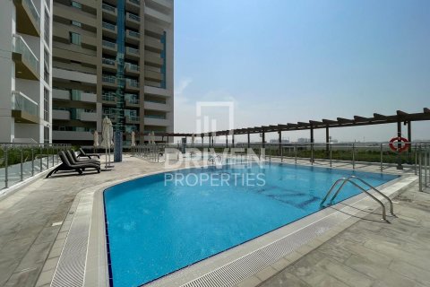 Studio Apartment in Azizi Star, UAE No. 201518 3