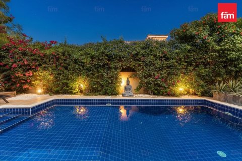 Villa de 5 dormitorios  No. 134051 31