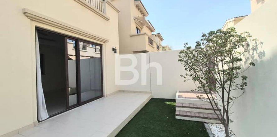 Townhouse de 4 dormitorios  No. 114526