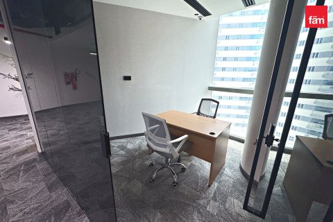 109.4m² Office in Dubai, UAE No. 200146 4