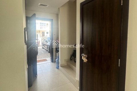 3 bedrooms Townhouse in DAMAC Hills (Akoya by DAMAC), UAE No. 140704 25