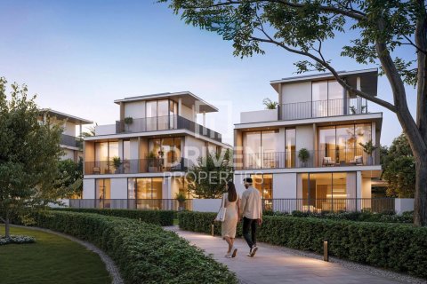 Villa de 4 dormitorios en Dubai Investment Park, UAE No. 189923 10