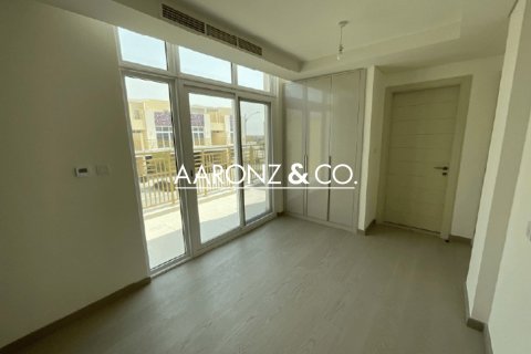 3 bedrooms Townhouse  No. 132877 16